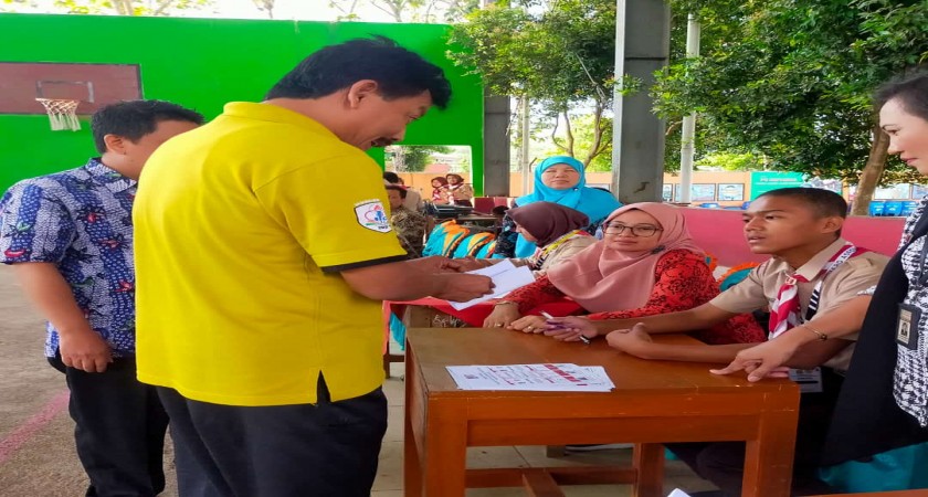PEMILIHAN KETUA OSIS SMP NEGERI 2 BANJARNEGARA SEBAGAI WUJUD PENDIDIKAN DEMOKRASI